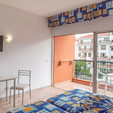 Apartment Chinyero
