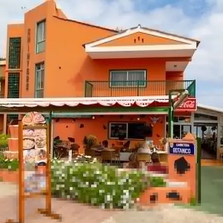 Chinyero Apartment *